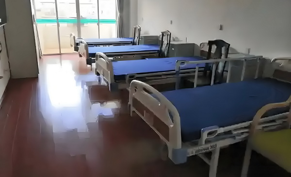 程潇曾确诊精神疾病与梁朝伟传闻早真相大白
